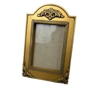 VINTAGE CONNOISSEUR GOLD-TONE 3.5x5” RESIN METALLIC PHOTO STANDING EASEL FRAME